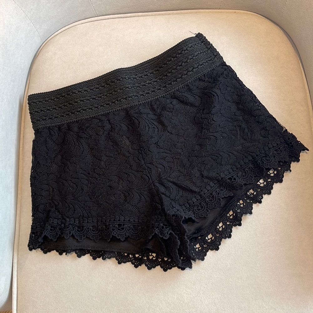 Lace shorts